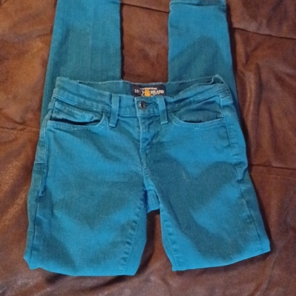 LUCKY 🍀 BRAND WOMENS JEANS SIZE 0, TURQUOISE TYPE COLOR.